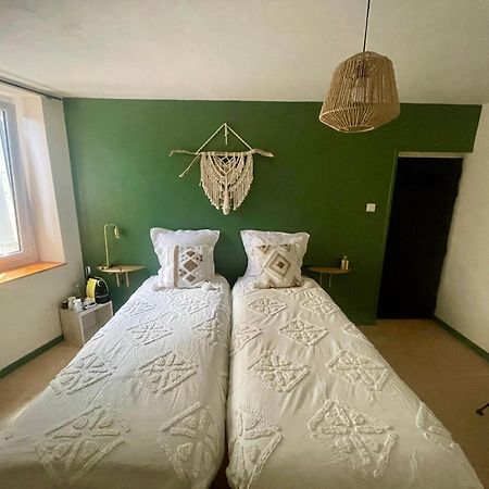 Maison Des Bourgades Saint-Julien-de-Peyrolas エクステリア 写真