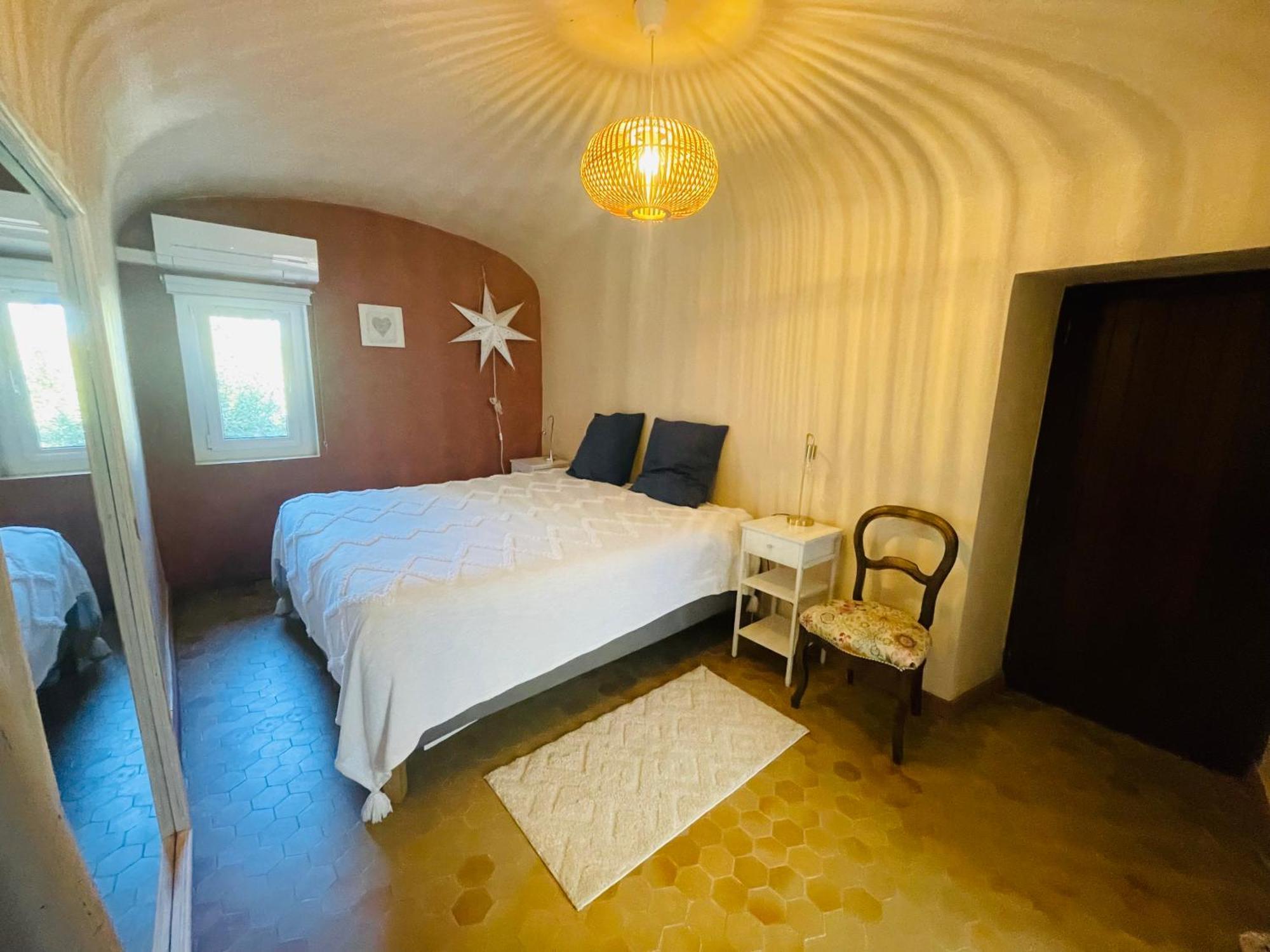 Maison Des Bourgades Saint-Julien-de-Peyrolas エクステリア 写真